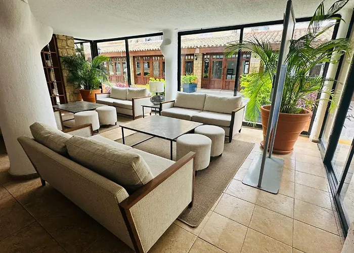 Apartment Harbour Haven 2 Bedroom Gem Steps Fm And Shops *