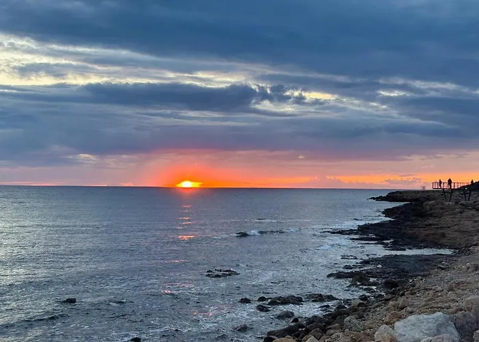 Harbour Haven 2 Bedroom Gem Steps Fm And Shops Апартаменты