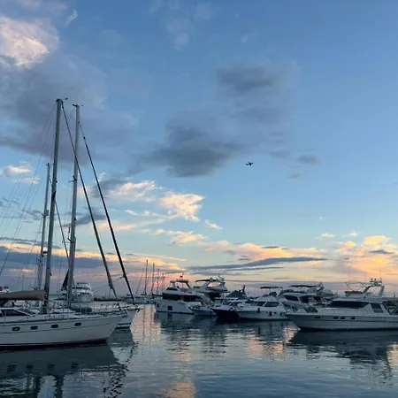 Harbour Haven 2 Bedroom Gem Steps Fm And Shops